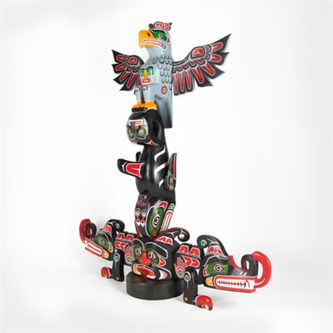 LARGE TOTEM POLE WITH THUNDERBIRD, KILLER WHALE AND SISUITL DESIGN ...