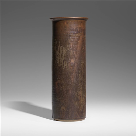 Early vase by Robert Turner on artnet