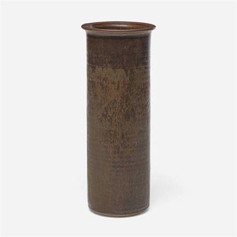 Early vase by Robert Turner on artnet