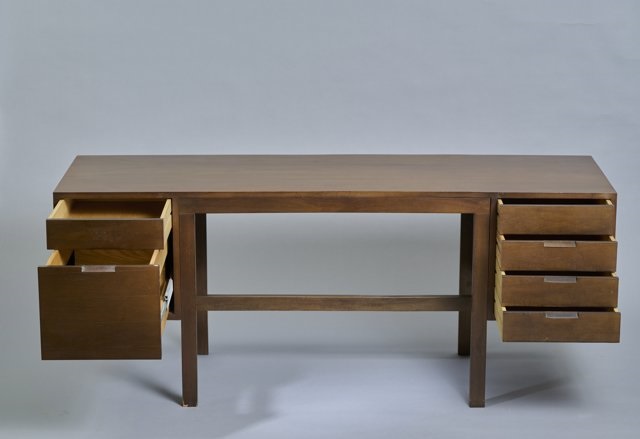 Canaan desk by Marcel Breuer on artnet